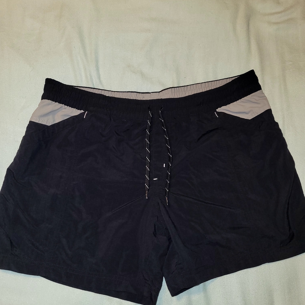 Colombia Shorts